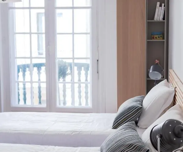 Appartement Bel Bourgeois Au Centre-ville De *