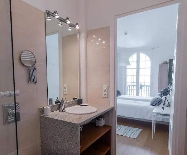 Bel Bourgeois Au Centre-ville De Appartement